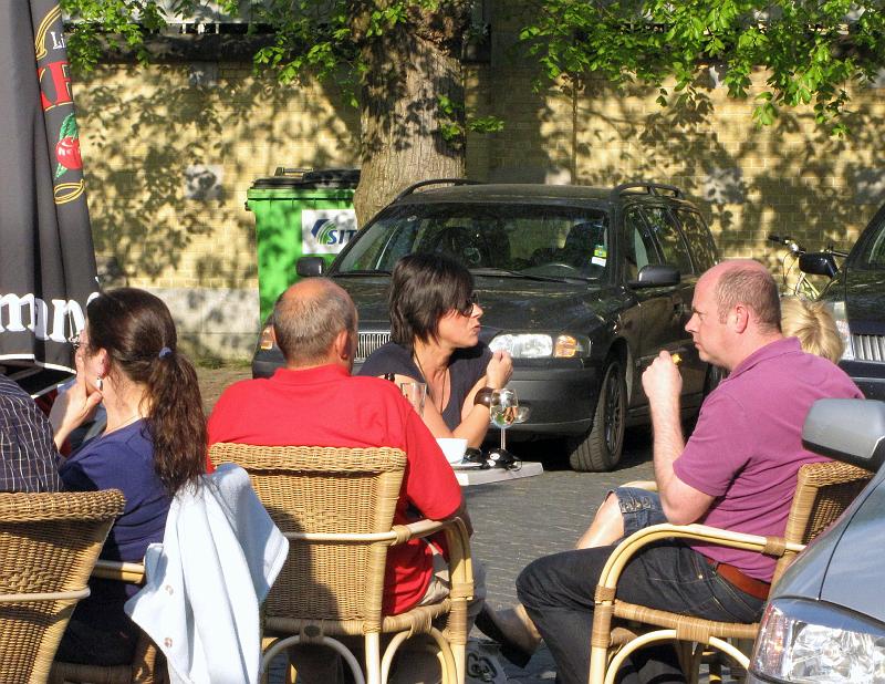 Afsluiting met een frisse drink, proficiat jongens voor deze prachtige en zonnige rit.JPG